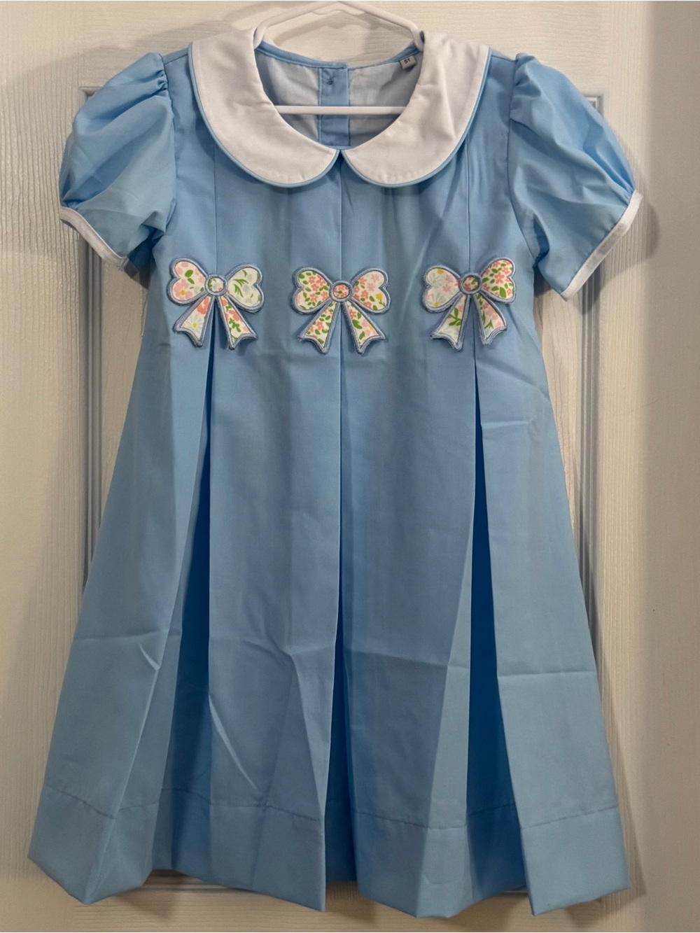 NWT Hand Made Girl Light Blue Peter Pan Collar Dress with Floral Bow Appliqués
